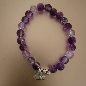 Light and dark purple beaded bracelet